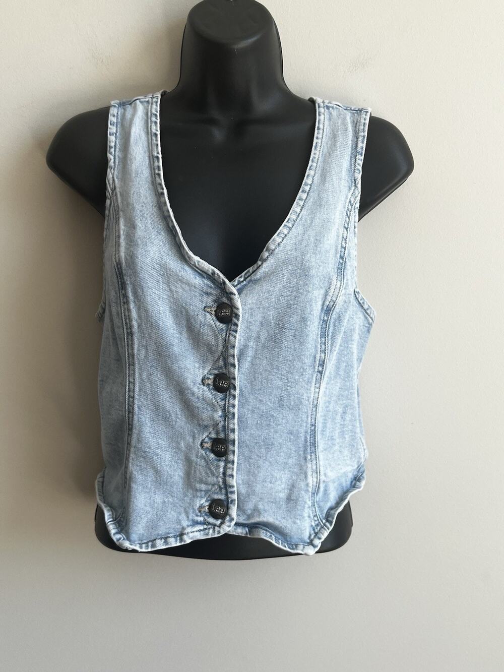 Vintage 90s Lee Cropped Denim Vest Women's M Light Wash V-Neck Button Front Y2K
